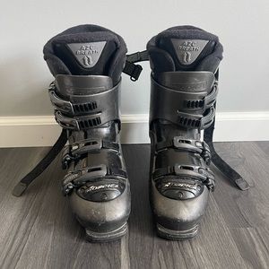 Nordica Women’s Ski boots